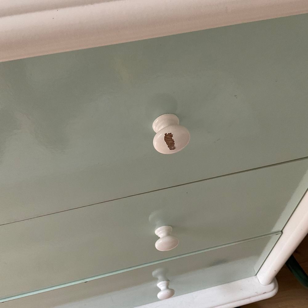 Commode en bois vert Mobilier enfants