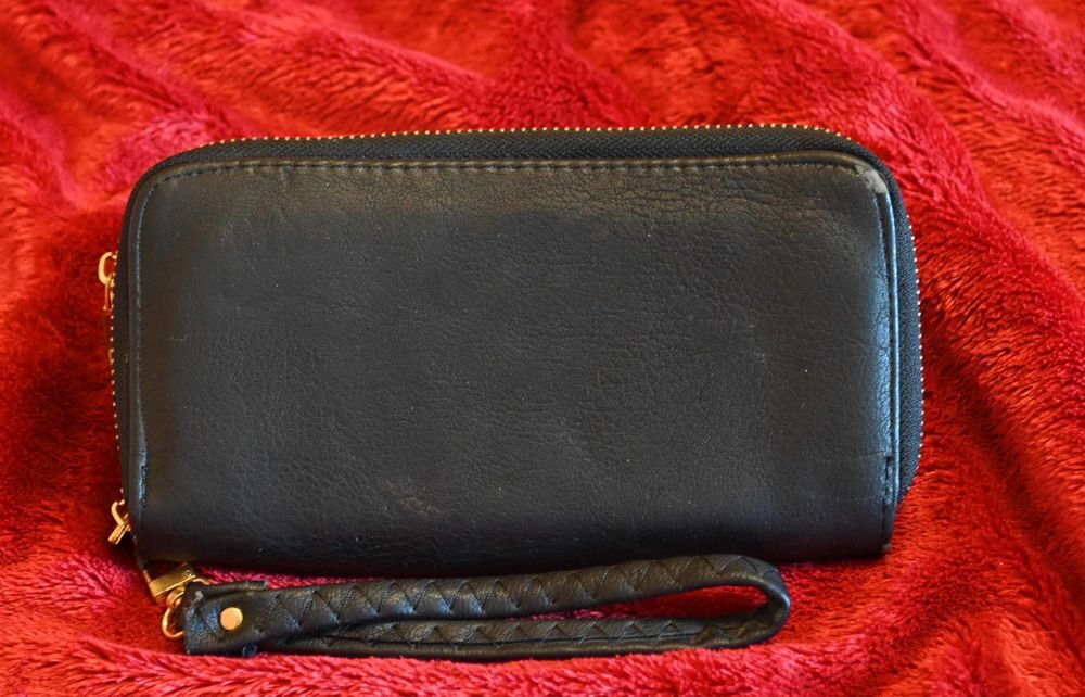 Pochette noire Maroquinerie