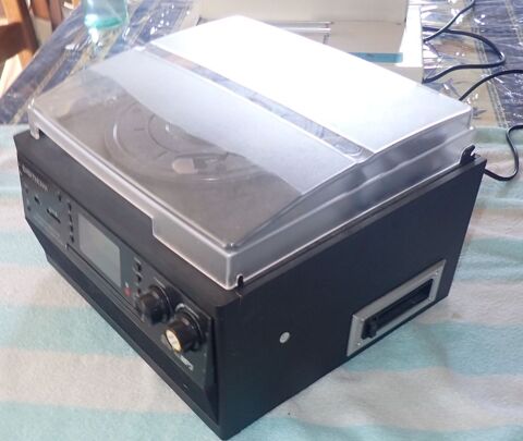 tourne disques   et lecteur cassette  Courthézon (84)