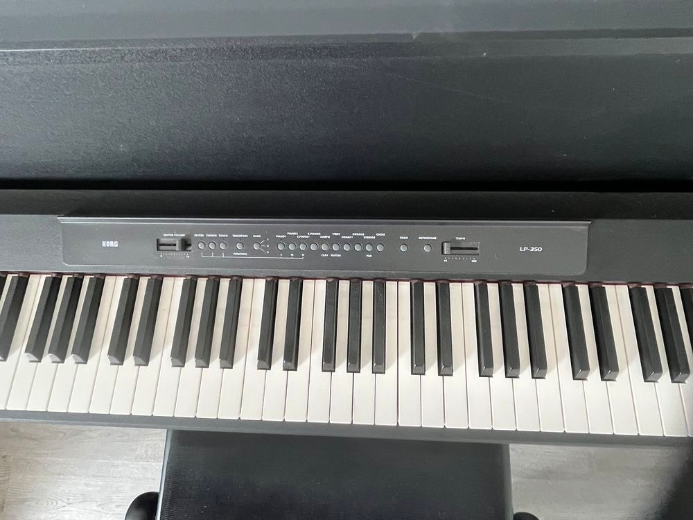 piano num&eacute;rique et banquette Instruments de musique