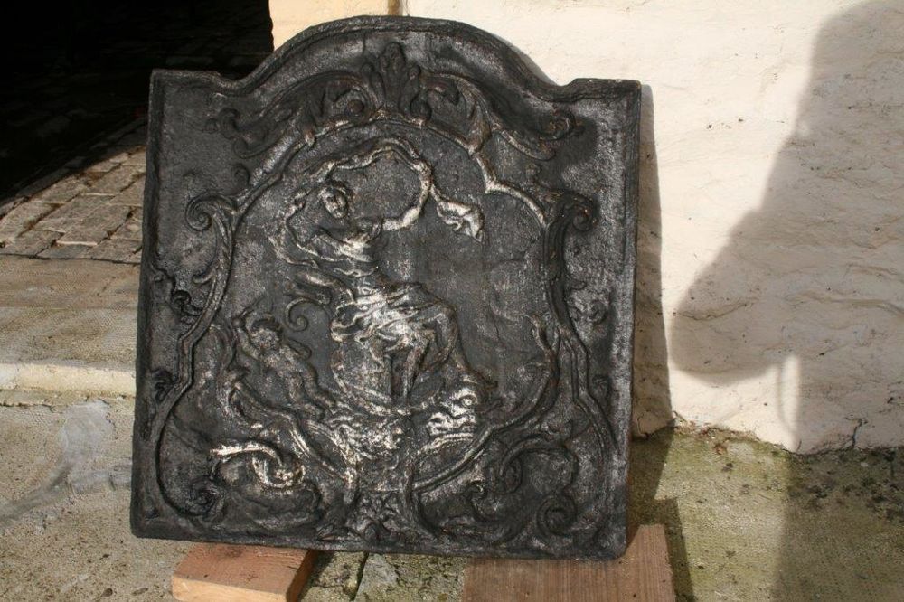 Taque de chemin&eacute;e en fonte Décoration