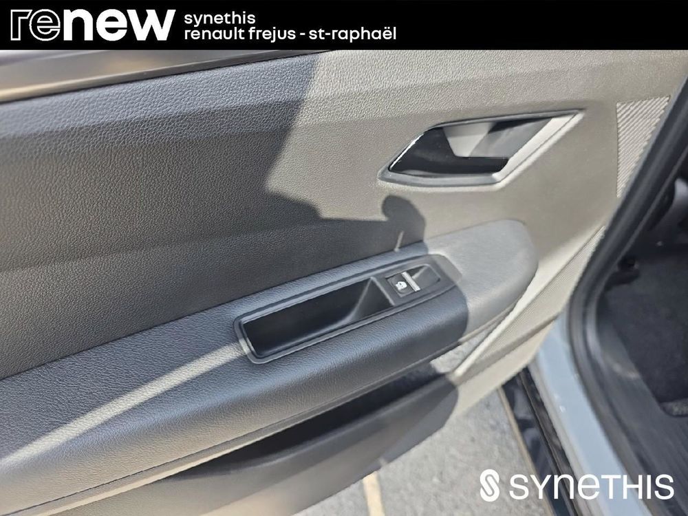 M&eacute;gane Megane E-Tech EV40 130ch standard charge Techno 2022 occasion 83600 Fr&eacute;jus