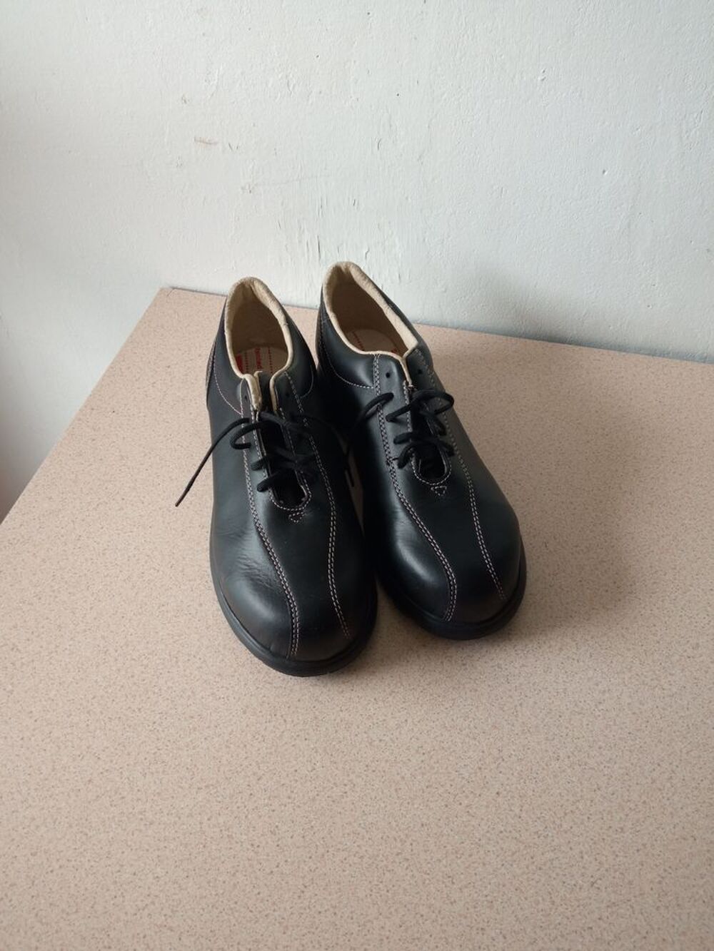 Chaussure de s&eacute;curit&eacute; taille 37 Chaussures