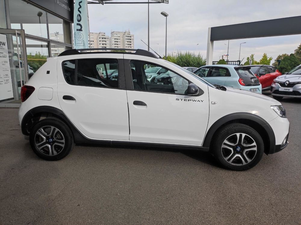 Sandero ECO-G 100 15 ans 2020 occasion 95520 Osny
