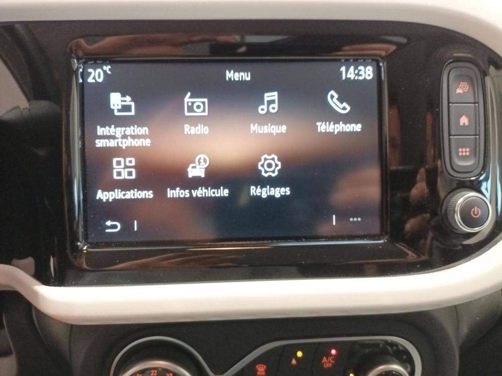 Twingo III SCe 65 Equilibre 2023 occasion 08000 Charleville-M&eacute;zi&egrave;res