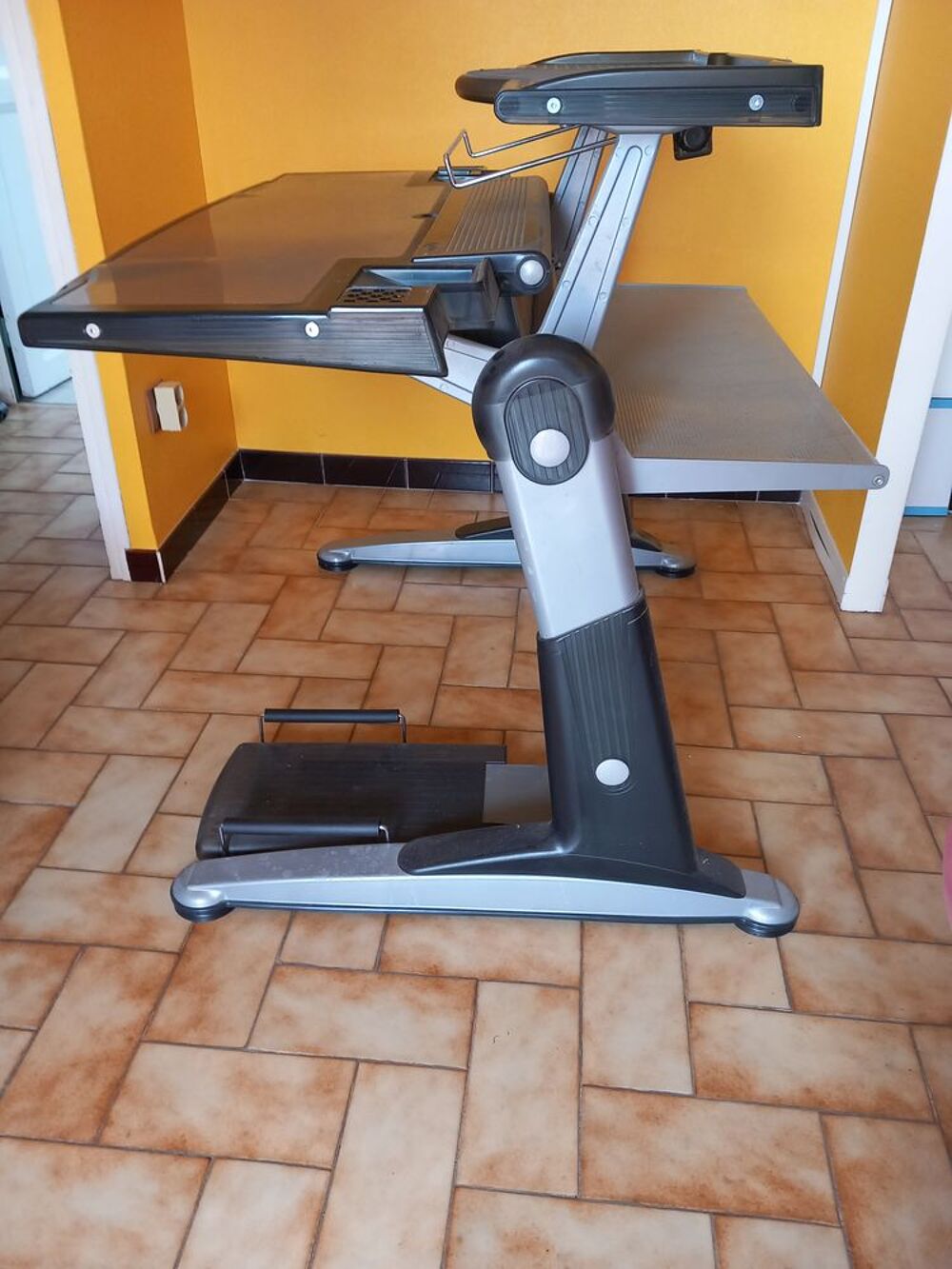 table bureau informatique Matériel informatique