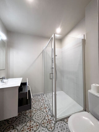  Appartement � vendre 1 pi�ce 33 m� N�mes