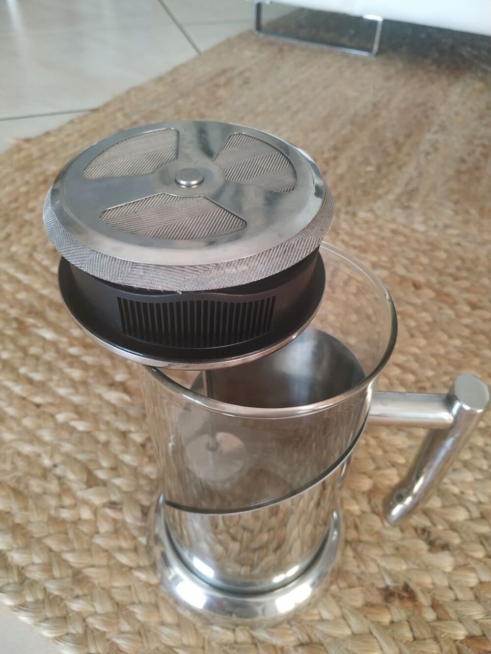 Cafeti&egrave;re et th&eacute;i&egrave;re &agrave; piston INCASA Electroménager