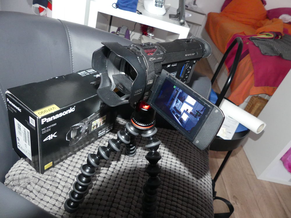CAMESCOPE PANASONIC HC-VXF990 + BATTERIE SUP + CHARGEUR Photos/Video/TV