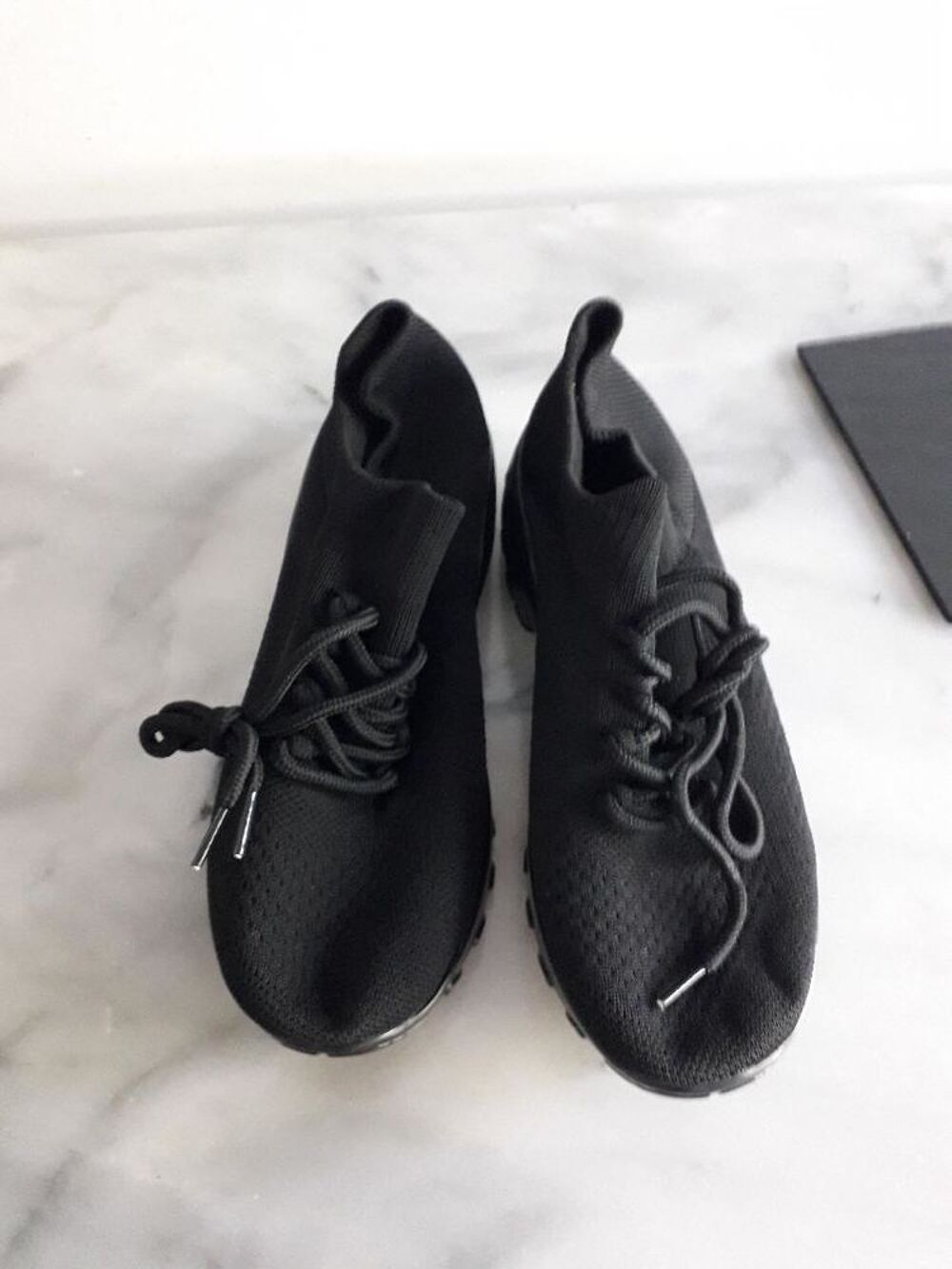 CHAUSSURE DE MARCHE LEGERE Chaussures