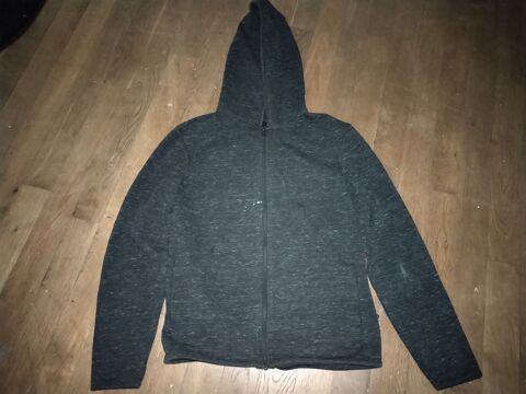 Gilet BONOBO JEANS (Taille M) 0.50 € 0 Brillon-en-Barrois (55)