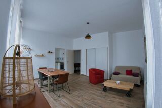  Appartement à louer 2 pièces 59 m²