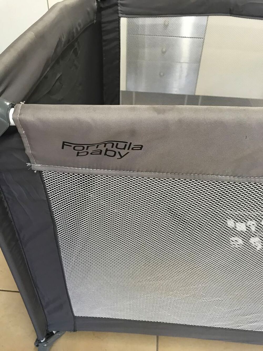 Parc pliant bebe , avec housse de transport, Pu�riculture
