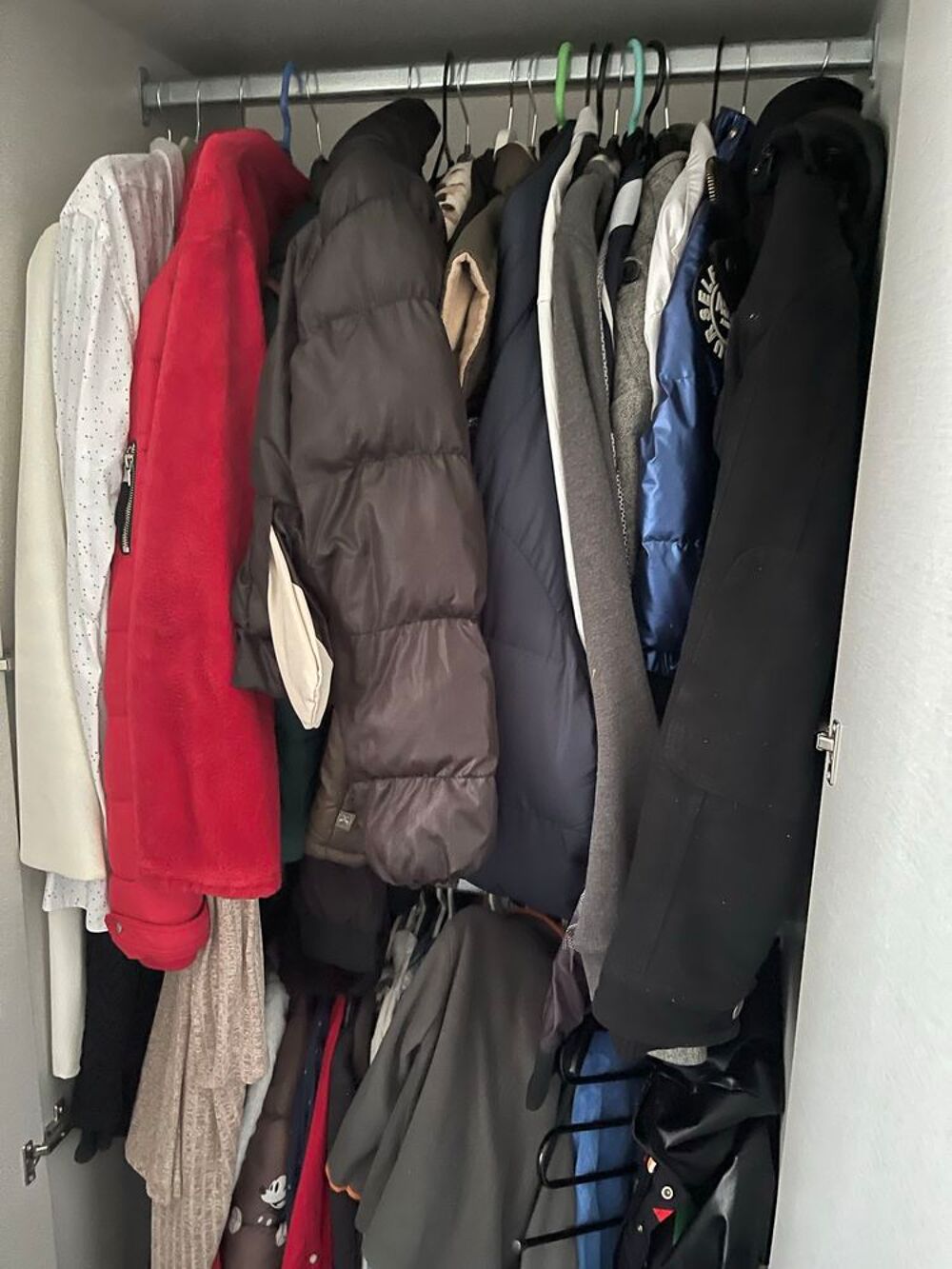 grand armoire 250 euros Meubles