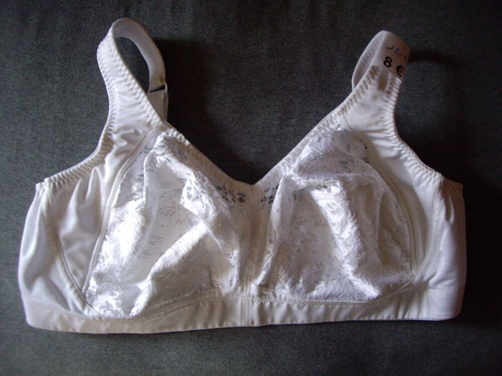 divers Soutiens-Gorges Bonnet E, neufs - &agrave; 8 € Vêtements