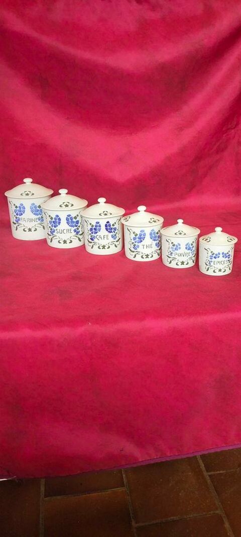 S�rie de 6 mesures en fa�ence 22 Avermes (03)