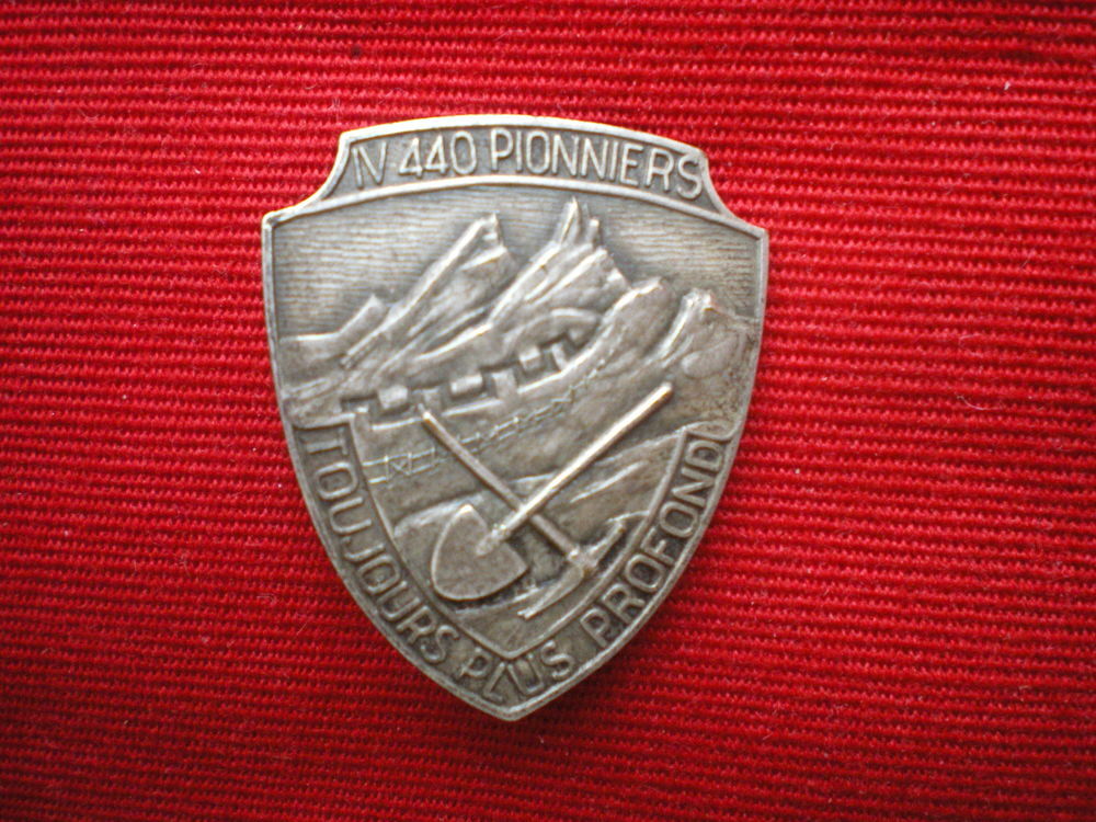 Insigne du G&eacute;nie - IV 440 Pionniers. 