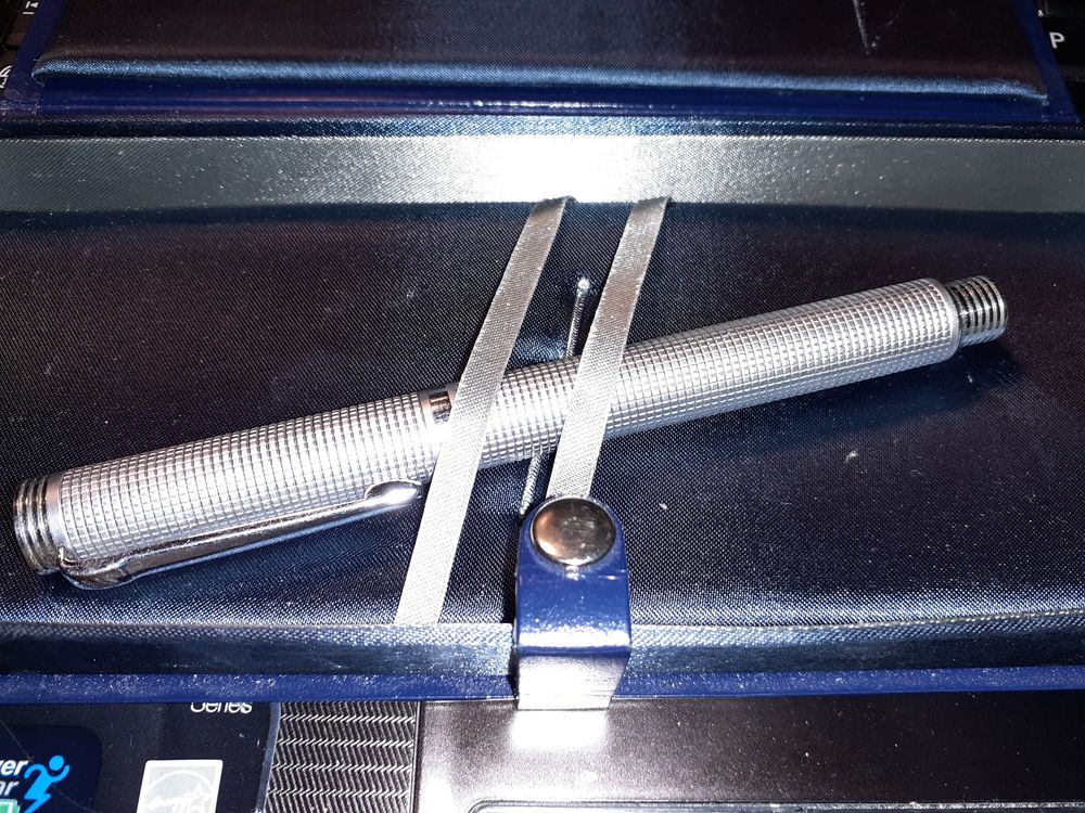 STYLO DANIEL HECHTER Bijoux et montres