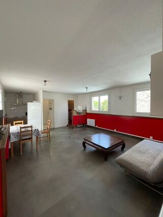  Appartement à louer 2 pièces 50 m²