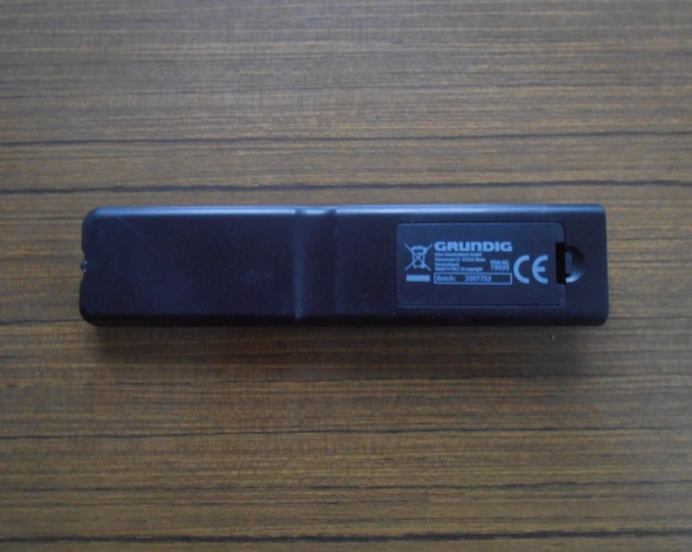 T&eacute;l&eacute;commande universelle 8 en 1 Grundig NEUF
Photos/Video/TV