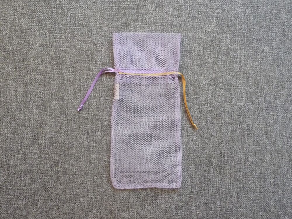 Pochette/ Etui &agrave; Lunettes en Tulle Violet avec 2 Rubans-Neuf Bijoux et montres