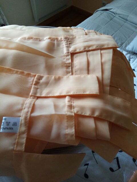 Rideaux  pattes saumon 240x240 Neufs 10 Chaumont (89)