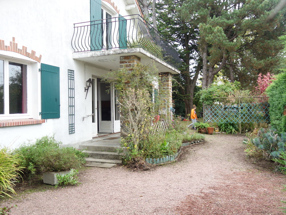 Vente Maison 7 pieces 137m2. A 250 METRES de la MER avec chemin d'acces. Les moutiers-en-retz