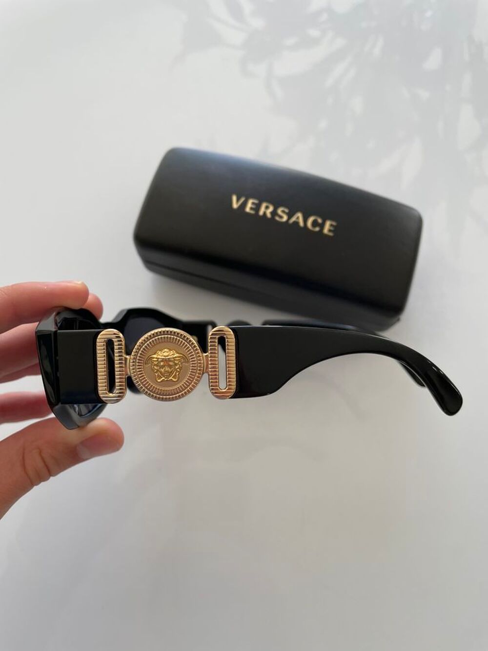 Lunette Versace M&eacute;dusa full black Bijoux et montres