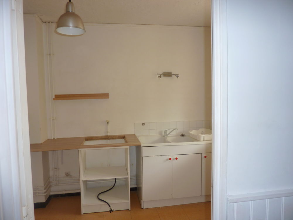 Location Appartement F 3 - Duplex- face au complexe aquatique Montigny-le-bretonneux
