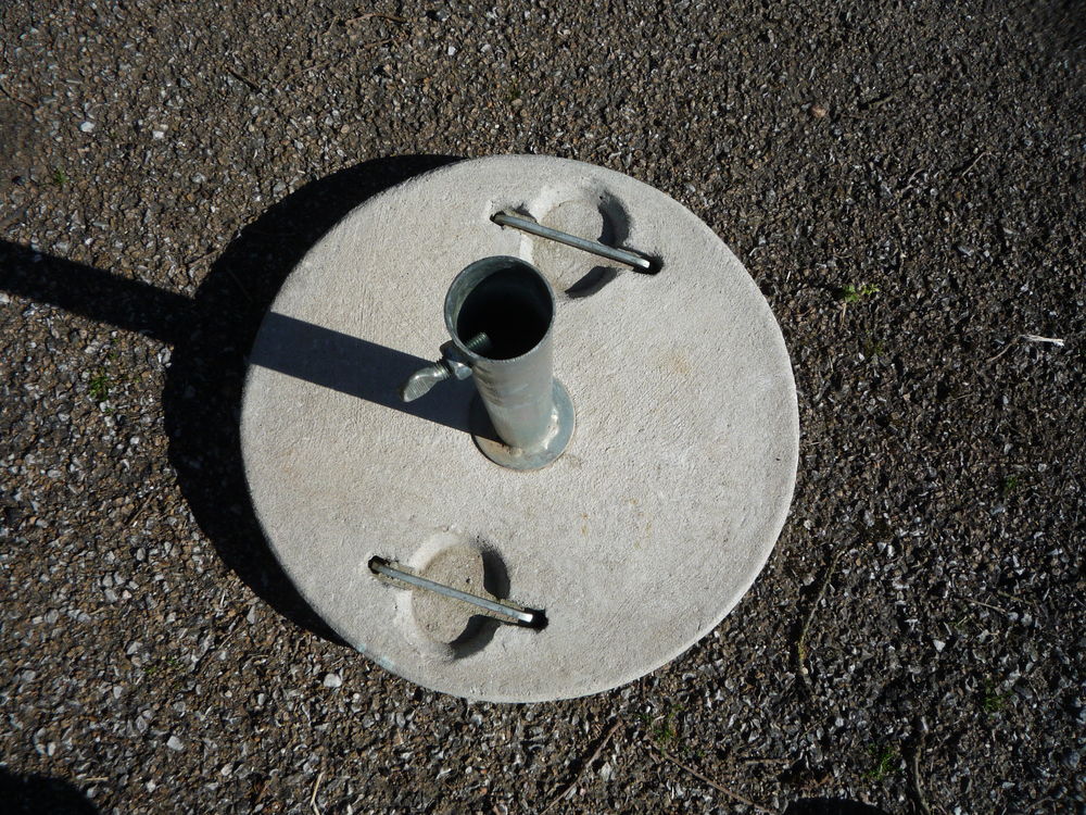 Pieds de parasol b&eacute;ton diam&egrave;tre tube 45mm Jardin