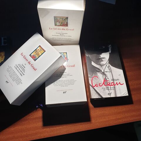 La pl�iade : Le livre du Graal tomes I - II - III . 85 Noisseville (57)