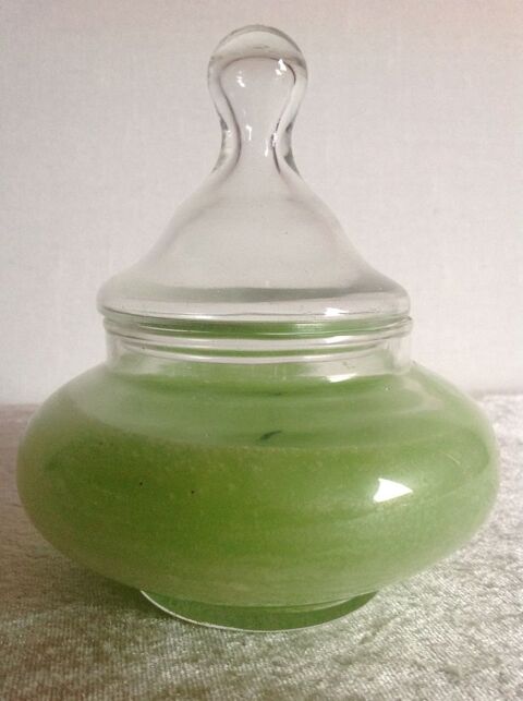 VASE CLOCHE CONIQUE EN VERRE � BOUGIE Envoi Possible
22 Tr�gunc (29)