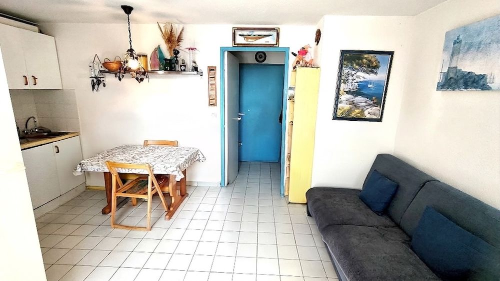 Vente Appartement LE CAP D'AGDE : Situé à 250m de la plage de la Conque, appartement en étage avec ascenseur de type 2 pièces + cabine. Le cap d agde