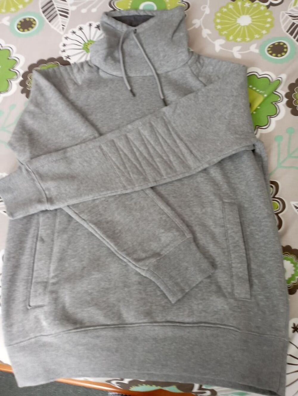 Sweat homme taille M Vêtements
