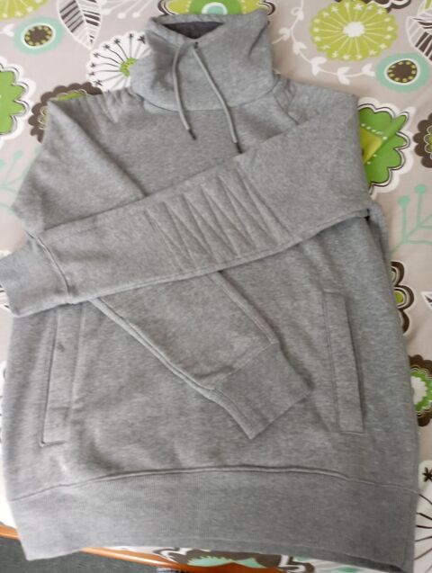 Sweat homme taille M 7 Strasbourg (67)