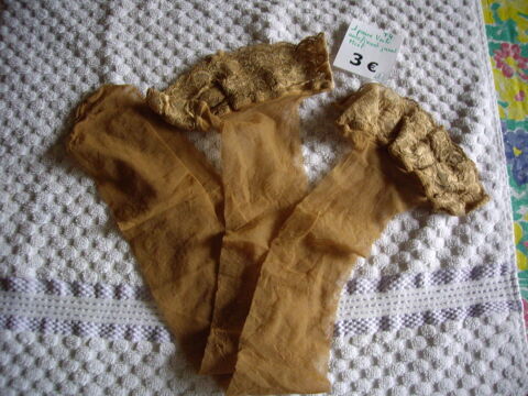 Paires de BAS AUTOFIXANTS � JARRETI�RE T4 + T6 3 Bouxwiller (67)