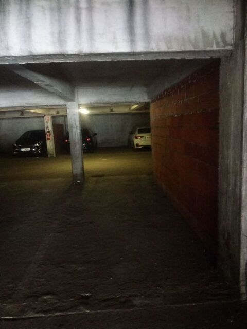  Parking / Garage � louer 10 m�