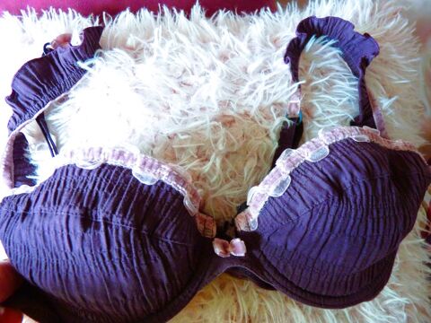 lingerie soutien gorge Etam Femme 85 B violet TBE 6 Brienne-le-Chteau (10)