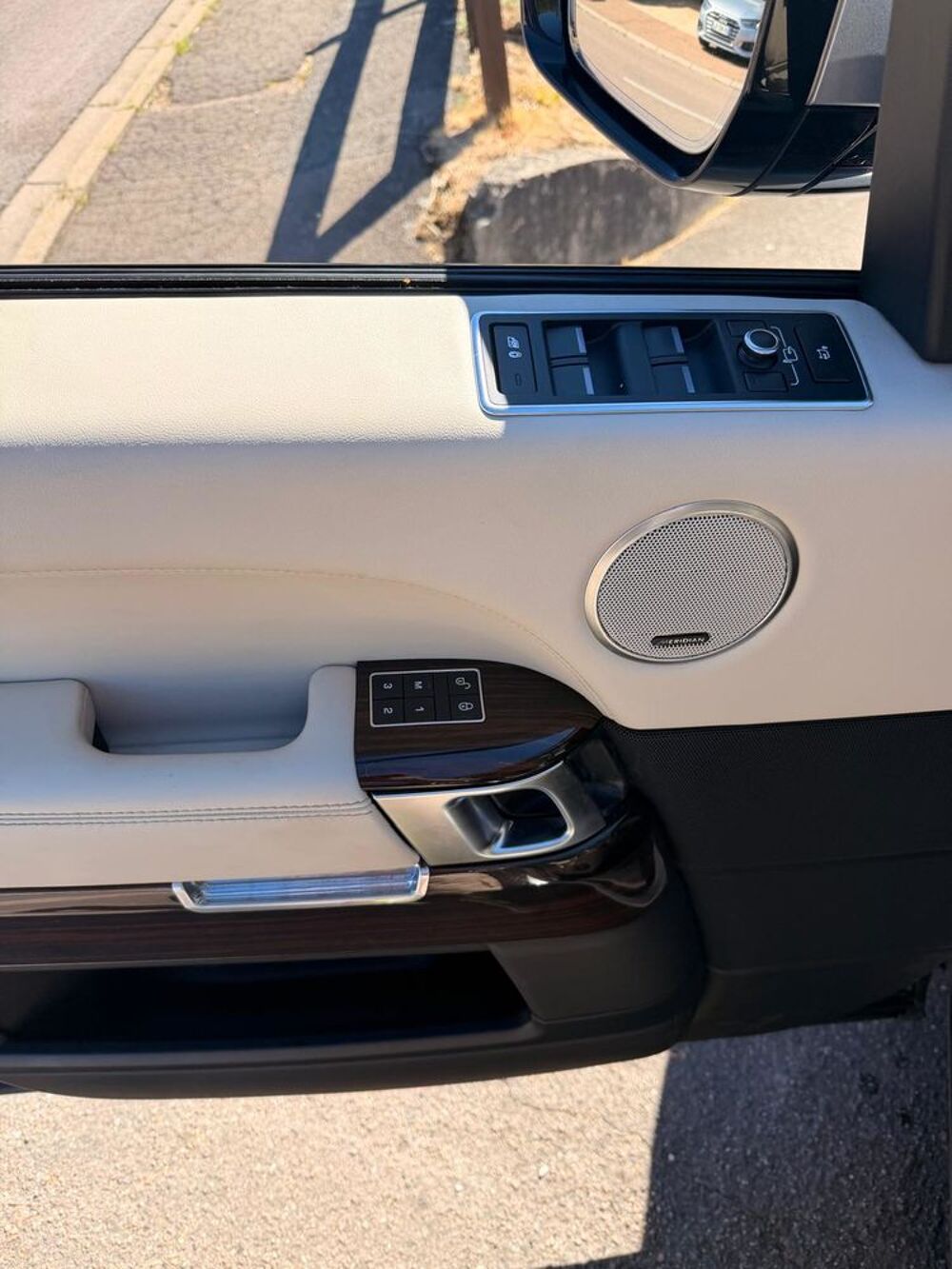 Range Rover RANGE ROVER VOGUE 4.4 SDV8 339 CH SWB 2015 occasion 58120 Ch&acirc;teau-Chinon Ville