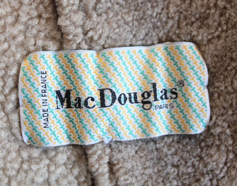 Manteau peau lain&eacute;e MAC DOUGLAS T.L
soit 40/42 Fr Vêtements