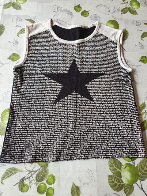 tee-shirt/dbardeur noir 
38 2 Aubvillers (80)