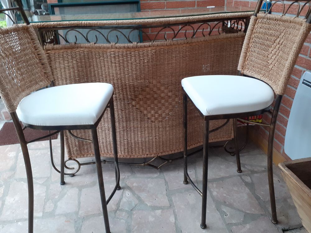 TABLE CHAISES BAR ET TABOURETS Meubles