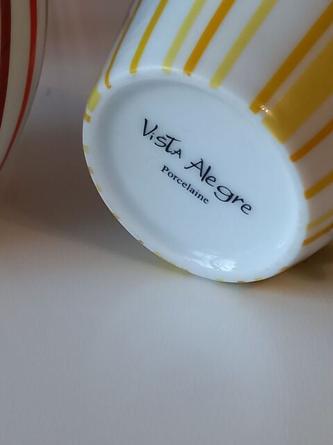 Ensemble de tasses vintage Vista ALEGRE 50 Longvic (21)