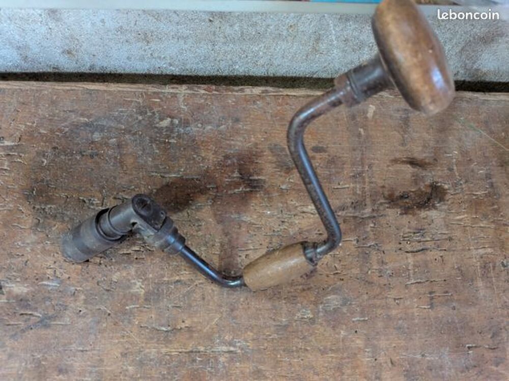 Perceuse &agrave; main ancienne ? Tr&egrave;s bon &eacute;tat Bricolage