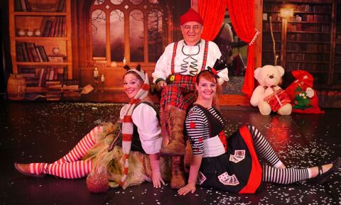 Conte MUSICAL  Alice au Pays du Père Noël  Troll de Famille 0 59240 Dunkerque