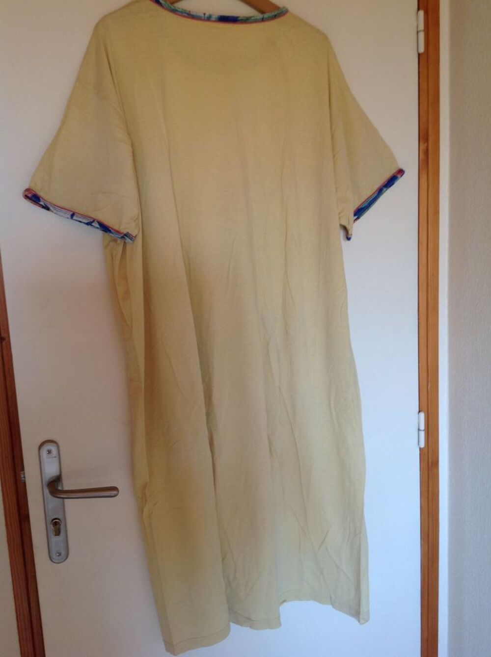 CHEMISE DE NUIT PERROQUETS HIBISCUS Vêtements