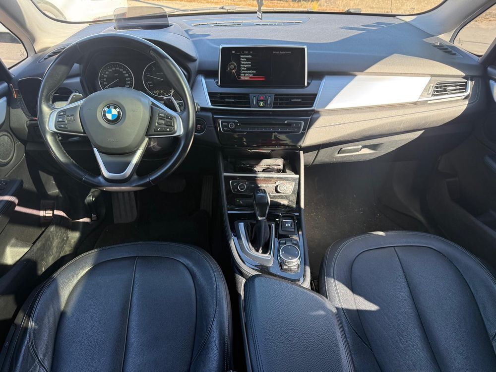 Serie 2 Active Tourer 218d 150 ch Luxury A 2014 occasion 33450 Montussan