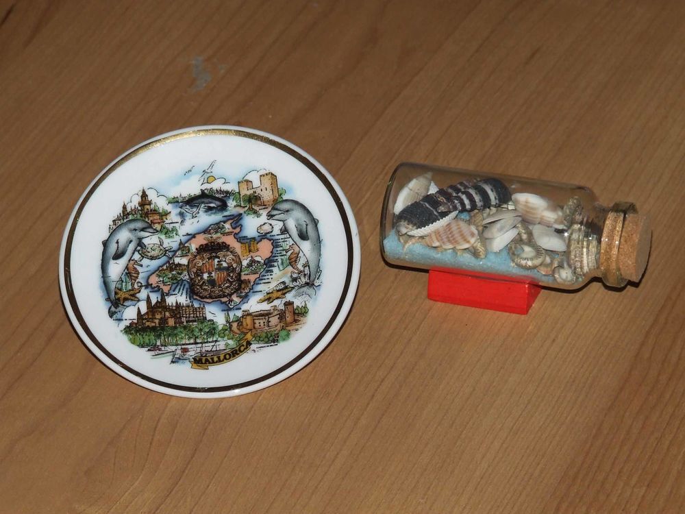 Coupelle et bouteille de sable et coquillages, TBE Décoration