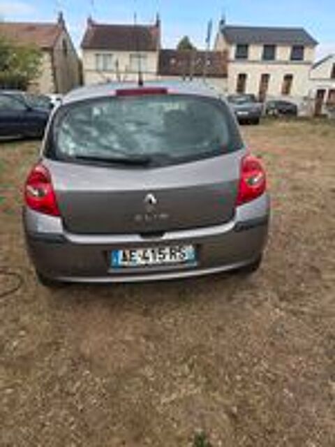 Clio III Clio 1.5 dCi 105 eco2 Dynamique 2008 occasion 03100 Montlu&ccedil;on