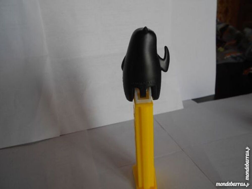 PEZ DISTRIBUTEUR BONBONS PINGOUINS OF MADAGASCAR Jeux / jouets